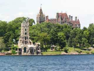  New York:  United States:  
 
 Boldt Castle